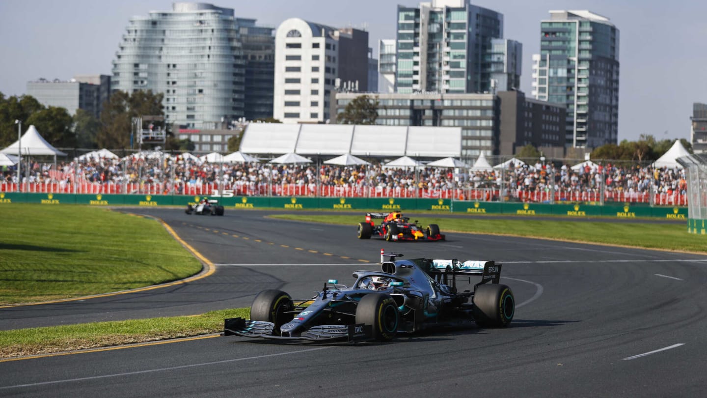 MELBOURNE GRAND PRIX CIRCUIT, AUSTRALIA - MARCH 17: Lewis Hamilton, Mercedes AMG F1 W10, leads Max