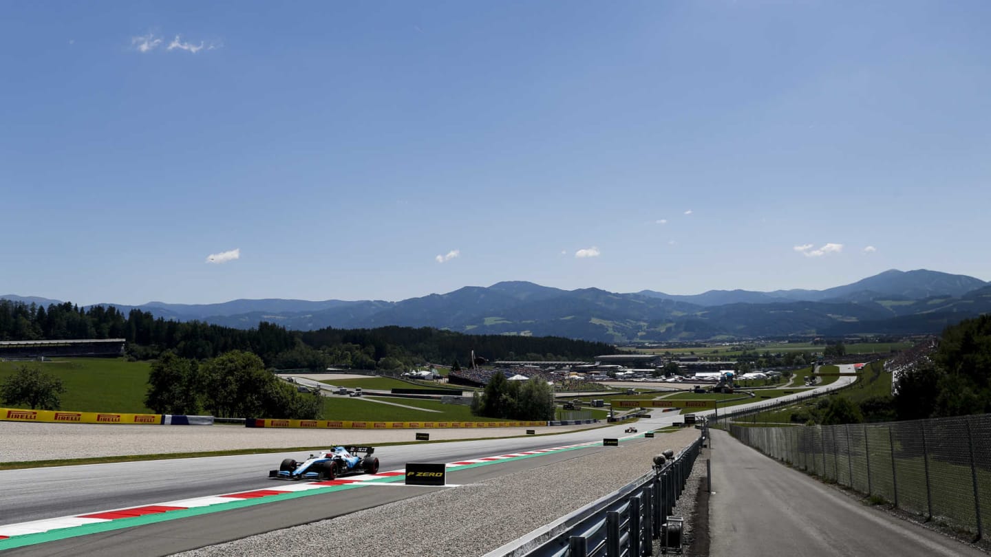 RED BULL RING, AUSTRIA - JUNE 28: Robert Kubica, Williams FW42 during the Austrian GP at Red Bull Ring on June 28, 2019 in Red Bull Ring, Austria. (Photo by Zak Mauger / LAT Images)