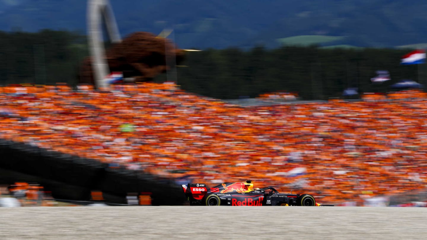RED BULL RING, AUSTRIA - JUNE 30: Max Verstappen, Red Bull Racing RB15 during the Austrian GP at Red Bull Ring on June 30, 2019 in Red Bull Ring, Austria. (Photo by Zak Mauger / LAT Images)