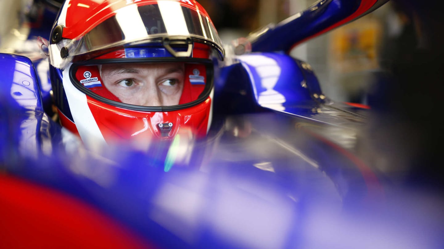 BAKU CITY CIRCUIT, AZERBAIJAN - APRIL 27: Daniil Kvyat, Toro Rosso during the Azerbaijan GP at Baku