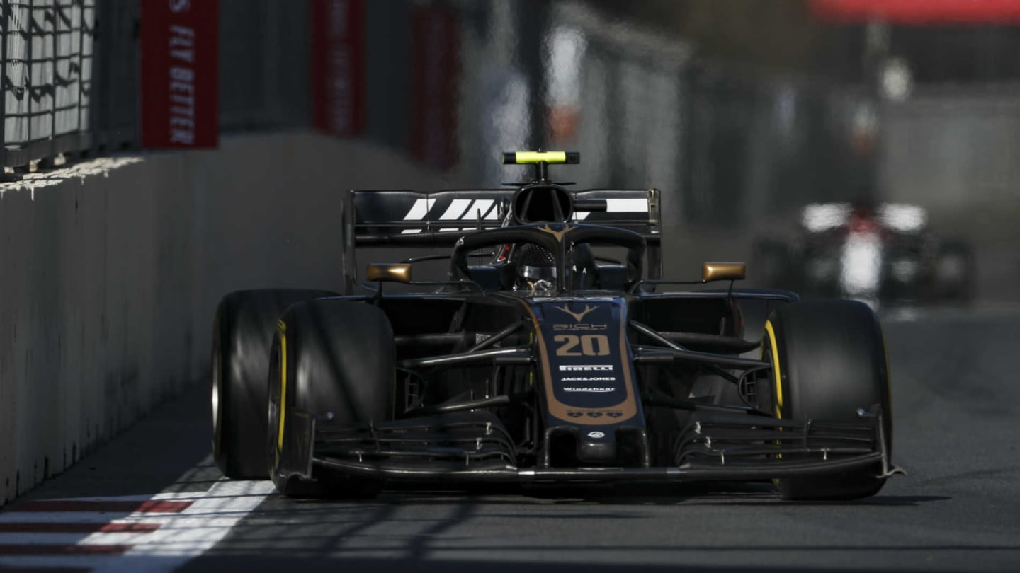 BAKU CITY CIRCUIT, AZERBAIJAN - APRIL 28: Kevin Magnussen, Haas VF-19 during the Azerbaijan GP at