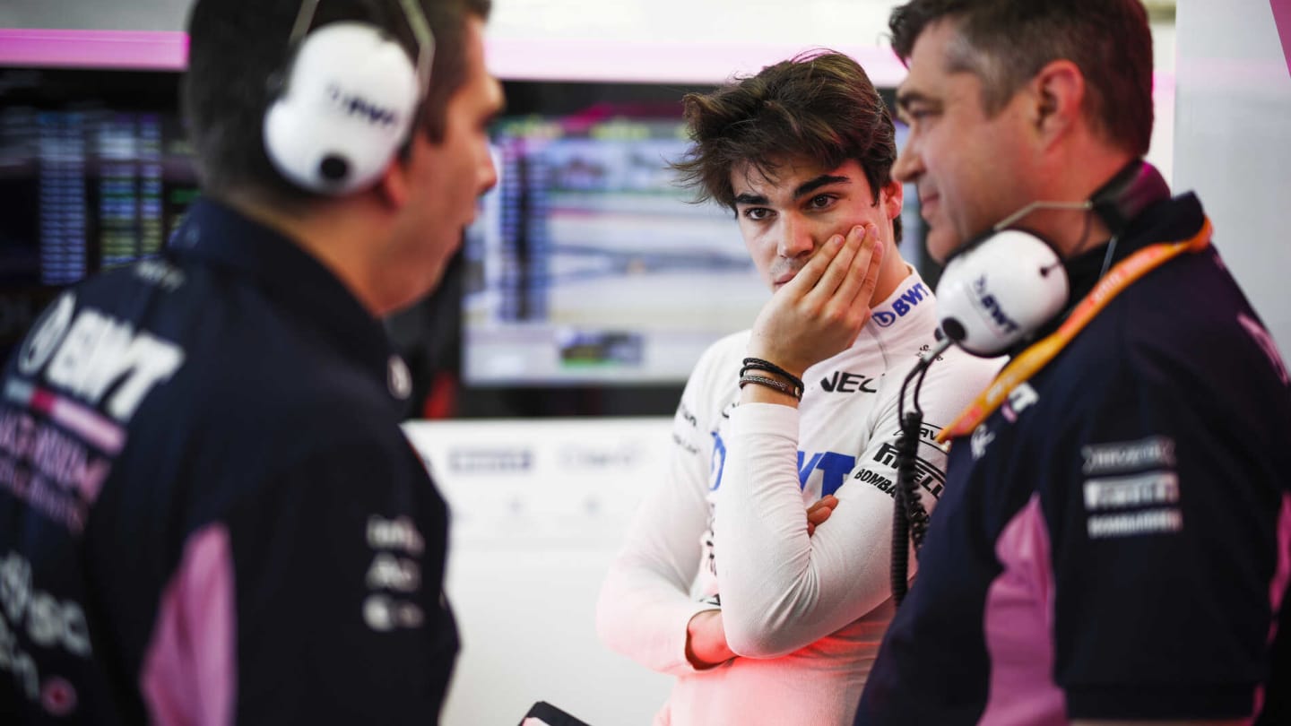 BAHRAIN INTERNATIONAL CIRCUIT, BAHRAIN - MARCH 29: Lance Stroll, Racing Point during the Bahrain GP at Bahrain International Circuit on March 29, 2019 in Bahrain International Circuit, Bahrain. (Photo by Glenn Dunbar / LAT Images)
