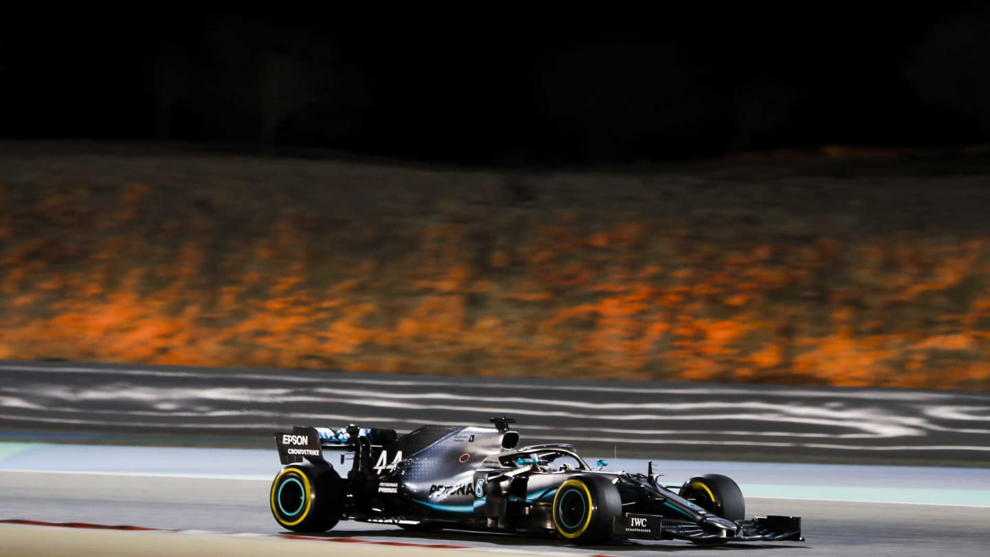 BAHRAIN INTERNATIONAL CIRCUIT, BAHRAIN - MARCH 29: Lewis Hamilton, Mercedes AMG F1 W10 during the Bahrain GP at Bahrain International Circuit on March 29, 2019 in Bahrain International Circuit, Bahrain. (Photo by Steven Tee / LAT Images)