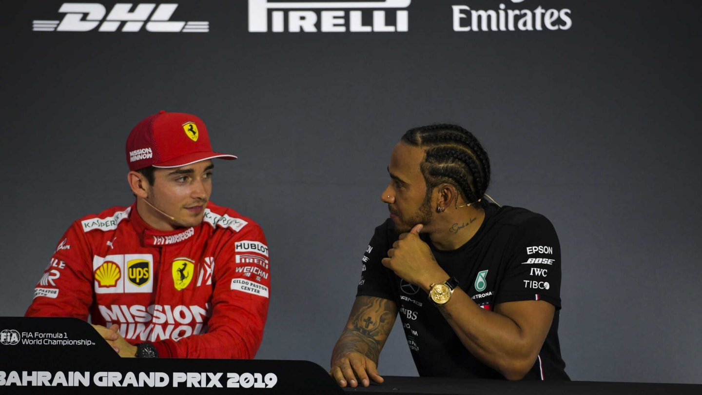 BAHRAIN INTERNATIONAL CIRCUIT, BAHRAIN - MARCH 30: Charles Leclerc, Ferrari, and Lewis Hamilton, Mercedes AMG F1, in the post Qualifying Press Conference during the Bahrain GP at Bahrain International Circuit on March 30, 2019 in Bahrain International Circuit, Bahrain. (Photo by Simon Galloway / Sutton Images)