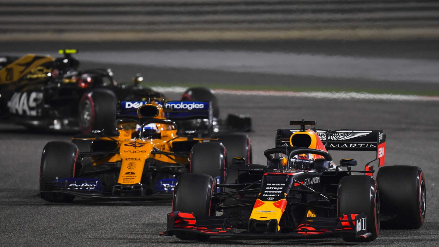 BAHRAIN INTERNATIONAL CIRCUIT, BAHRAIN - MARCH 31: Max Verstappen, Red Bull Racing RB15, leads