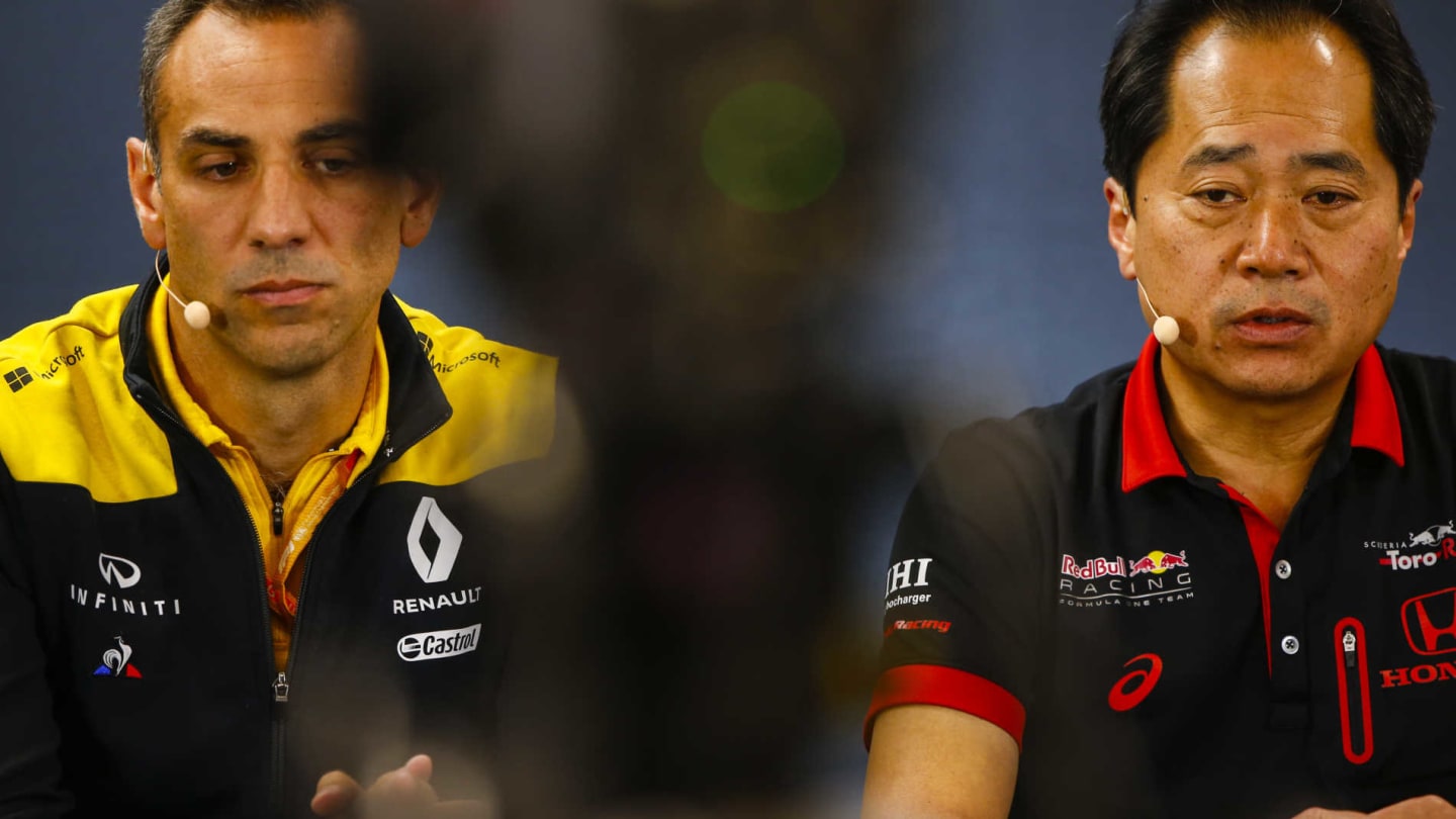 SPA-FRANCORCHAMPS, BELGIUM - AUGUST 30: Toyoharu Tanabe, F1 Technical Director, Honda, and Cyril Abiteboul, Managing Director, Renault F1 Team during the Belgian GP at Spa-Francorchamps on August 30, 2019 in Spa-Francorchamps, Belgium. (Photo by Andy Hone / LAT Images)