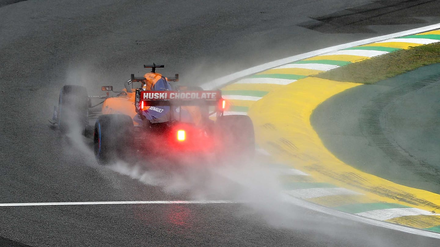 SAO PAULO, BRAZIL - NOVEMBER 15: Carlos Sainz of Spain driving the (55) McLaren F1 Team MCL34 Renault on track during practice for the F1 Grand Prix of Brazil at Autodromo Jose Carlos Pace on November 15, 2019 in Sao Paulo, Brazil. (Photo by Robert Cianflone/Getty Images)