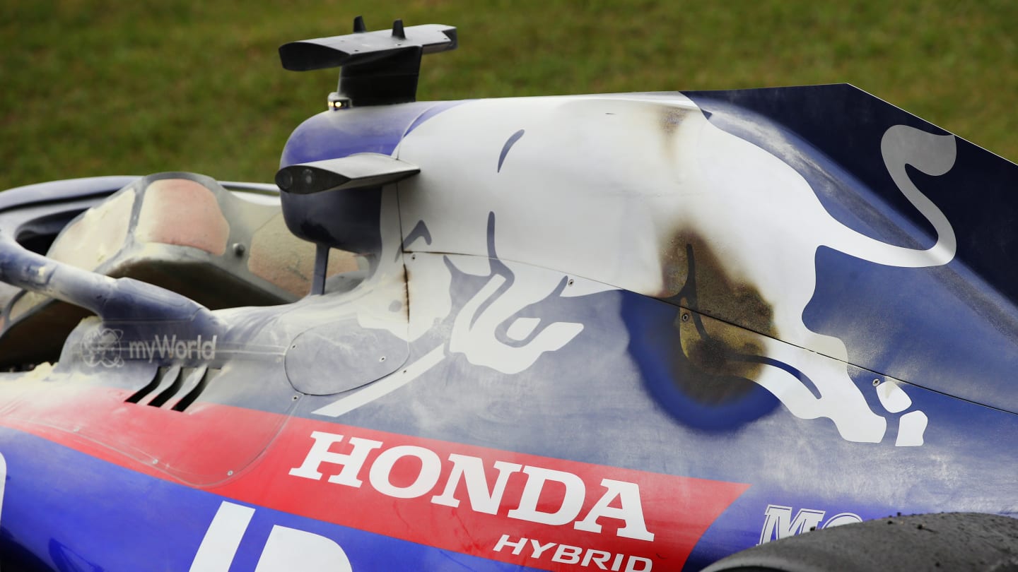 SAO PAULO, BRAZIL - NOVEMBER 15: The car of Daniil Kvyat of Russia and Scuderia Toro Rosso is seen after he crashed  during practice for the F1 Grand Prix of Brazil at Autodromo Jose Carlos Pace on November 15, 2019 in Sao Paulo, Brazil. (Photo by Charles Coates/Getty Images)