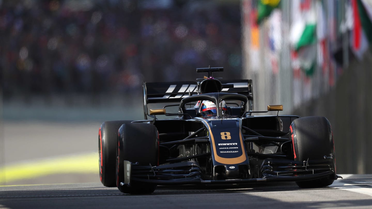 SAO PAULO, BRAZIL - NOVEMBER 16: Romain Grosjean of France driving the (8) Haas F1 Team VF-19