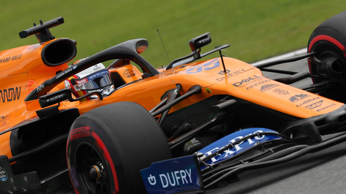 SAO PAULO, BRAZIL - NOVEMBER 16: Carlos Sainz of Spain driving the (55) McLaren F1 Team MCL34 Renault on track during final practice for the F1 Grand Prix of Brazil at Autodromo Jose Carlos Pace on November 16, 2019 in Sao Paulo, Brazil. (Photo by Mark Thompson/Getty Images)