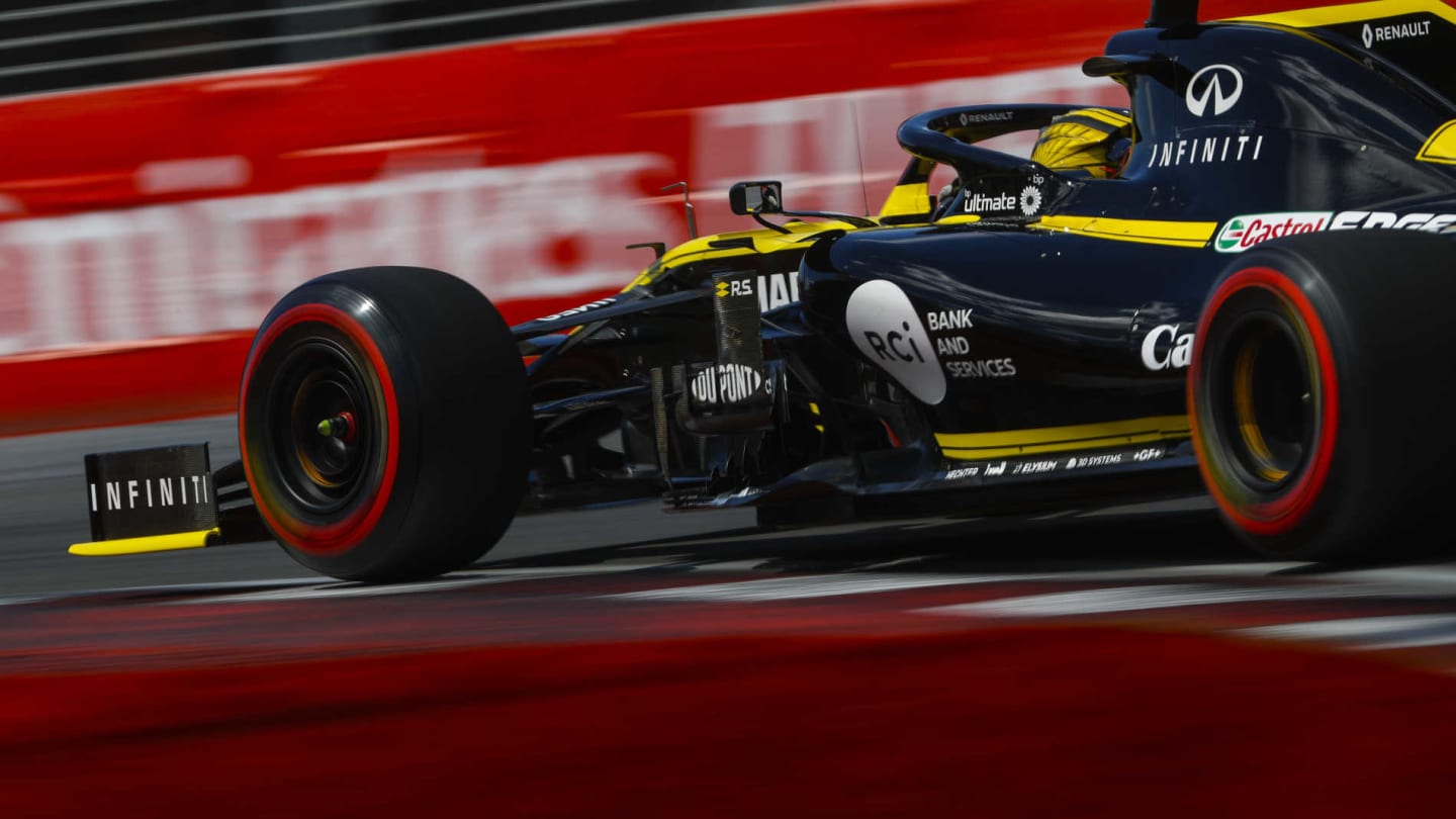 CIRCUIT GILLES-VILLENEUVE, CANADA - JUNE 07: Nico Hulkenberg, Renault R.S. 19 during the Canadian