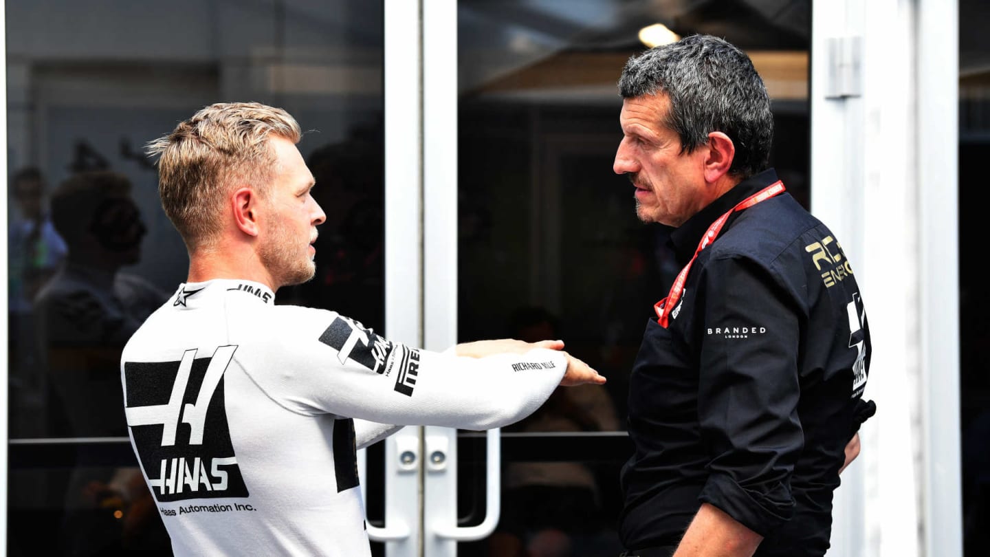 CIRCUIT GILLES-VILLENEUVE, CANADA - JUNE 07: Kevin Magnussen, Haas F1, talks with Guenther Steiner,