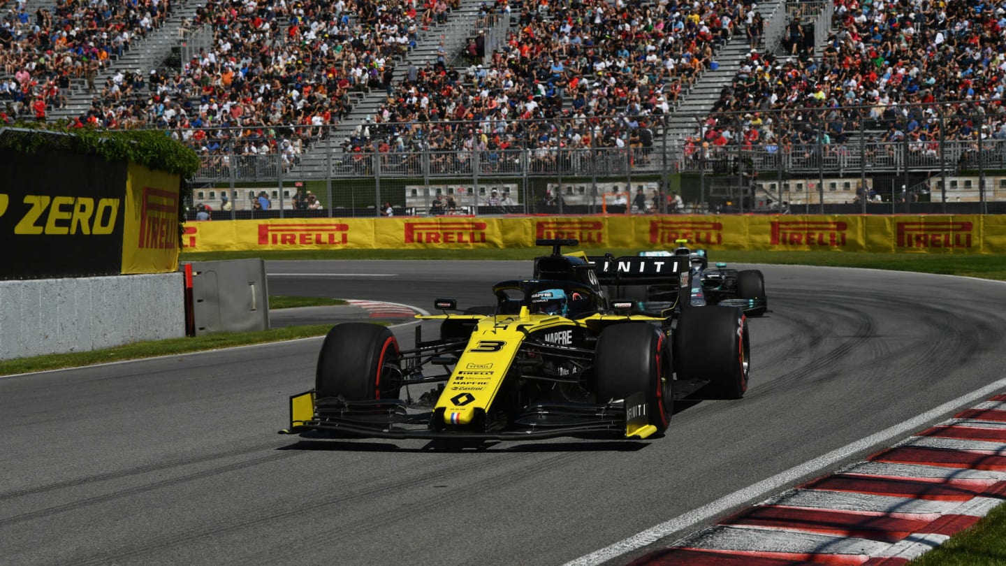 CIRCUIT GILLES-VILLENEUVE, CANADA - JUNE 07: Daniel Ricciardo, Renault R.S.19 during the Canadian