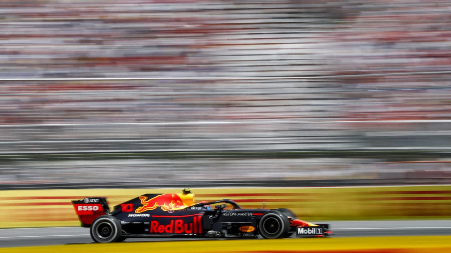 CIRCUIT GILLES-VILLENEUVE, CANADA - JUNE 09: Pierre Gasly, Red Bull Racing RB15 during the Canadian GP at Circuit Gilles-Villeneuve on June 09, 2019 in Circuit Gilles-Villeneuve, Canada. (Photo by Glenn Dunbar / LAT Images)