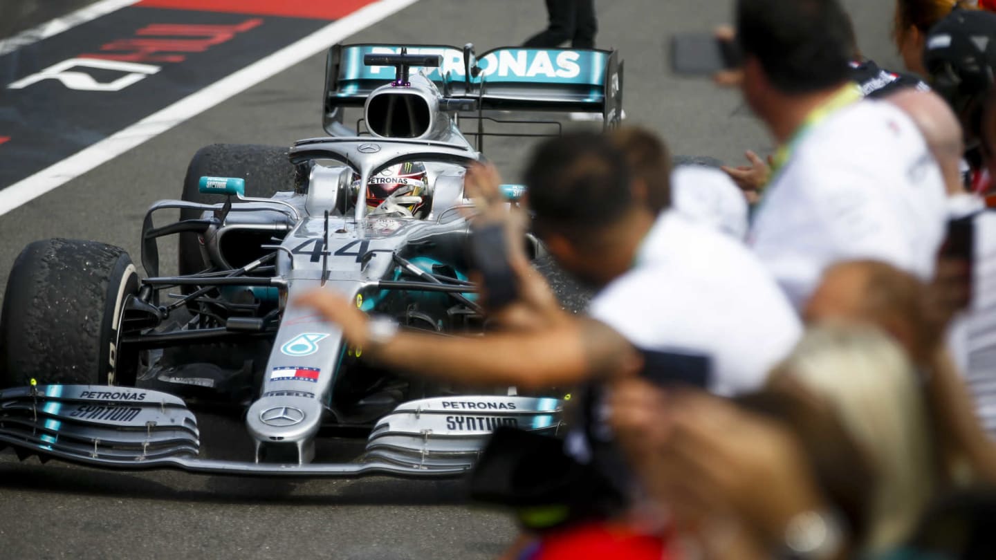 CIRCUIT PAUL RICARD, FRANCE - JUNE 23: Lewis Hamilton, Mercedes AMG F1 W10, 1st position, arrives in Parc Ferme during the French GP at Circuit Paul Ricard on June 23, 2019 in Circuit Paul Ricard, France. (Photo by Andy Hone / LAT Images)