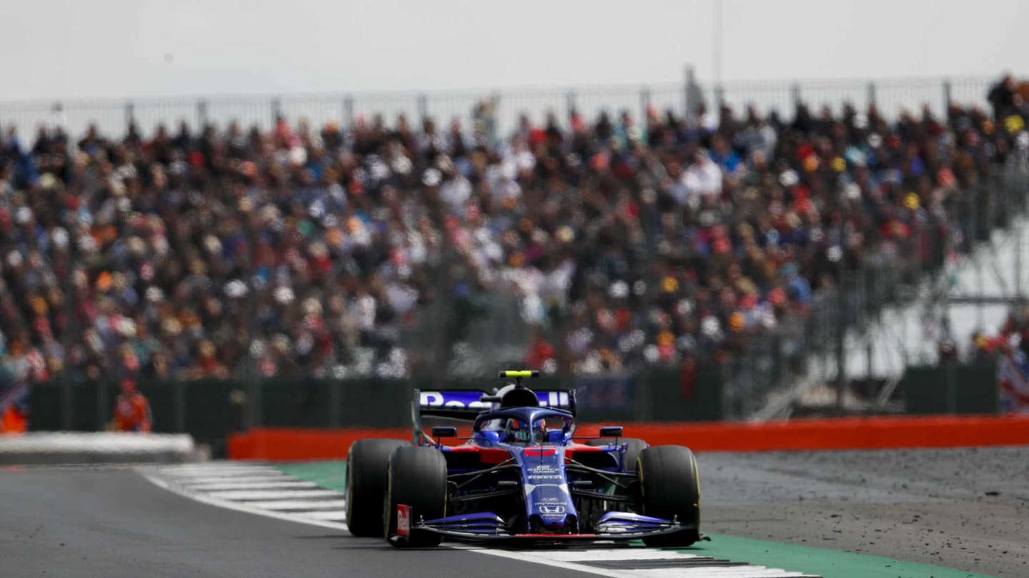 SILVERSTONE, UNITED KINGDOM - JULY 14: Alexander Albon, Toro Rosso STR14 during the British GP at Silverstone on July 14, 2019 in Silverstone, United Kingdom. (Photo by Zak Mauger / LAT Images)