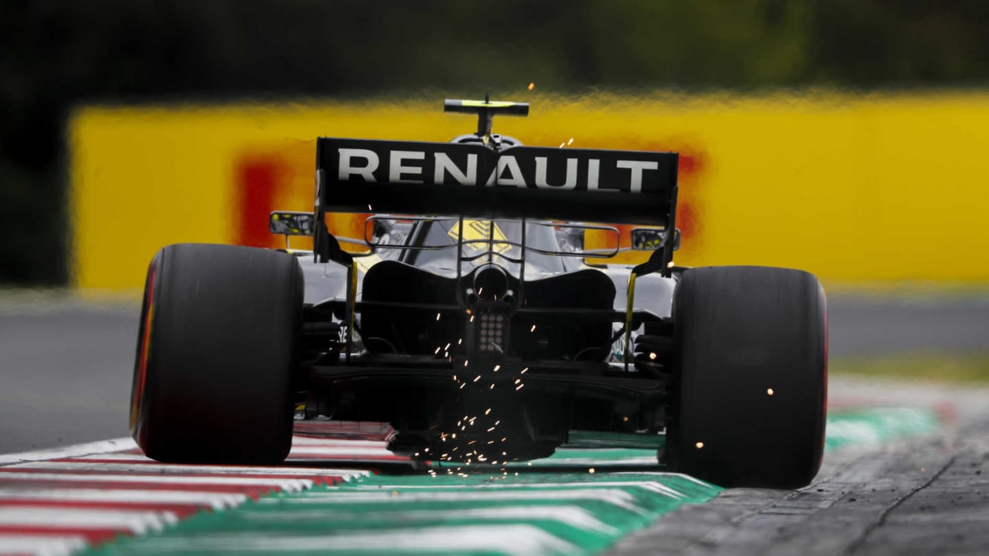 HUNGARORING, HUNGARY - AUGUST 02: Nico Hulkenberg, Renault R.S. 19 during the Hungarian GP at Hungaroring on August 02, 2019 in Hungaroring, Hungary. (Photo by Steven Tee / LAT Images)