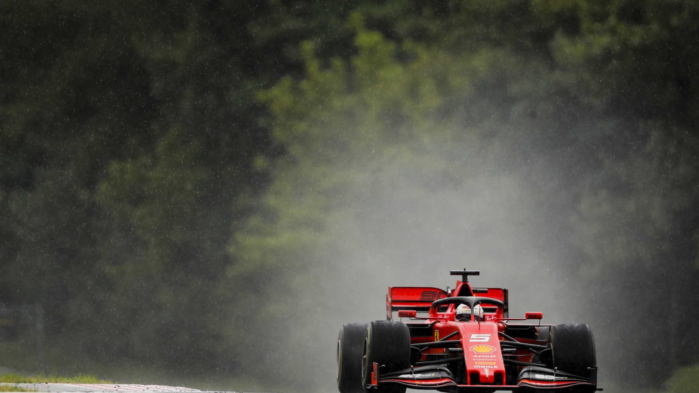 HUNGARORING, HUNGARY - AUGUST 02: Sebastian Vettel, Ferrari SF90 during the Hungarian GP at Hungaroring on August 02, 2019 in Hungaroring, Hungary. (Photo by Steven Tee / LAT Images)