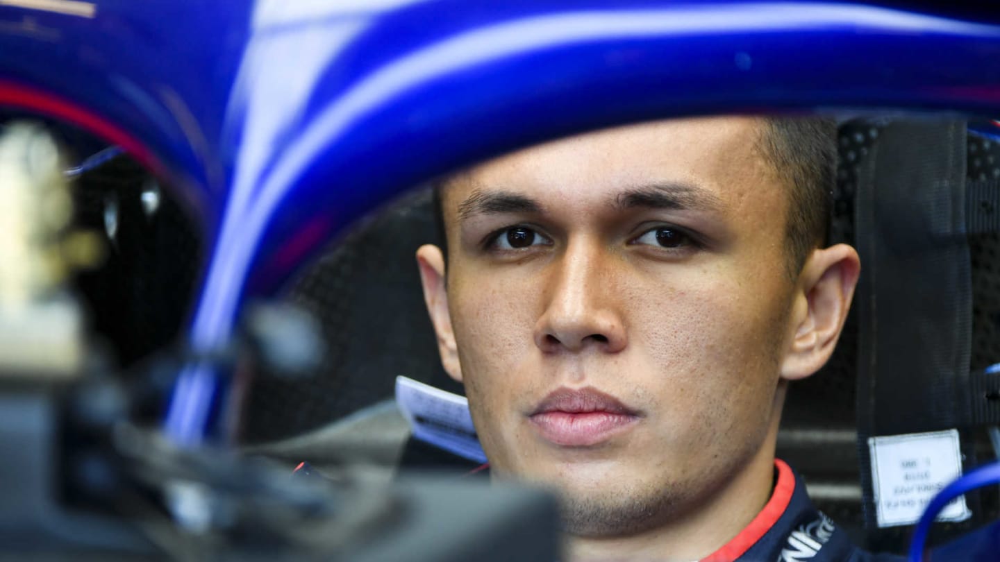 HUNGARORING, HUNGARY - AUGUST 03: Alexander Albon, Toro Rosso STR14 during the Hungarian GP at Hungaroring on August 03, 2019 in Hungaroring, Hungary. (Photo by Mark Sutton / Sutton Images)