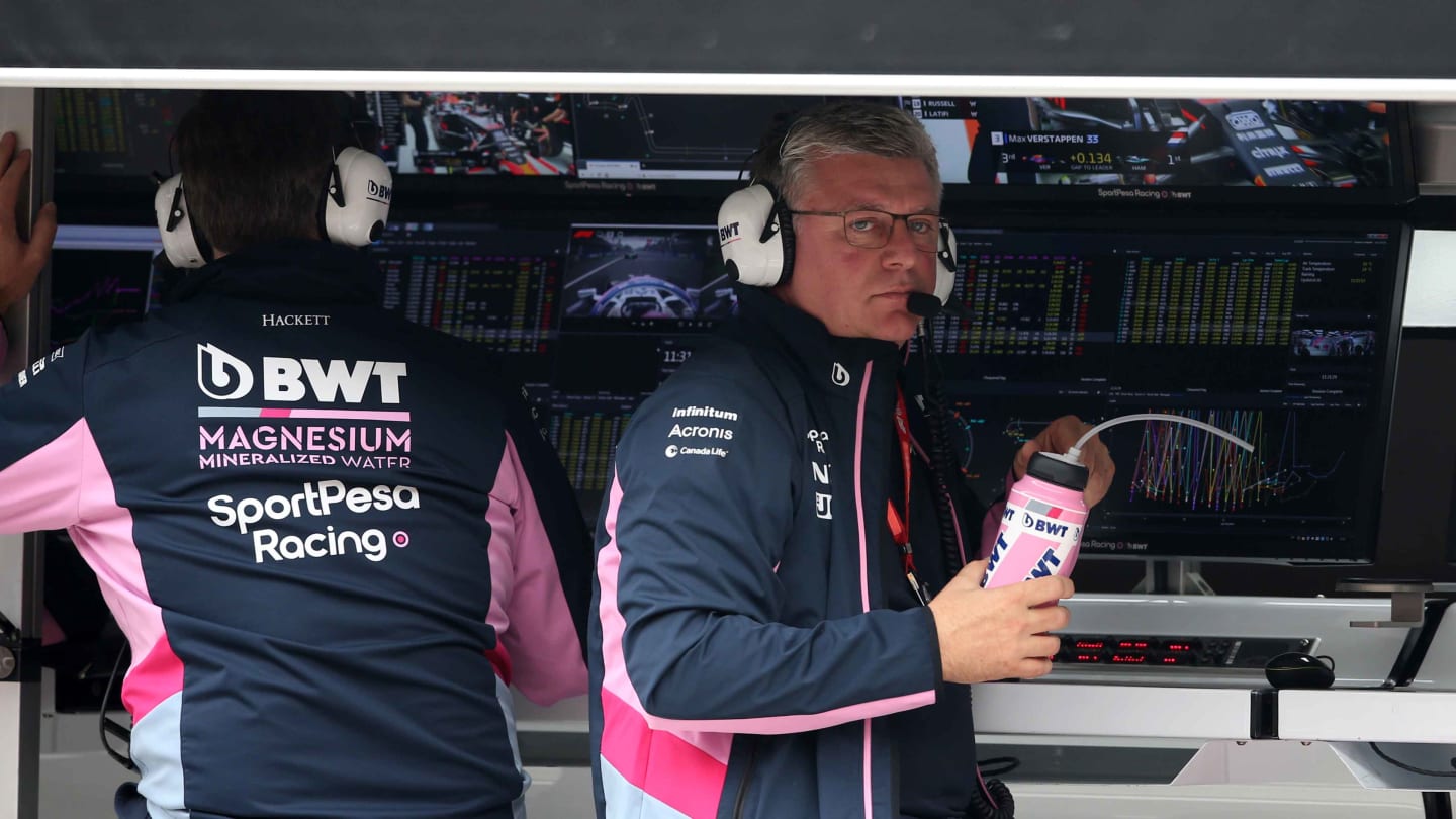 MEXICO CITY, MEXICO - OCTOBER 25: Otmar Szafnauer, Team Principal and Chief Executive Officer of Racing Point looks on from the pitwall during practice for the F1 Grand Prix of Mexico at Autodromo Hermanos Rodriguez on October 25, 2019 in Mexico City, Mexico. (Photo by Charles Coates/Getty Images)