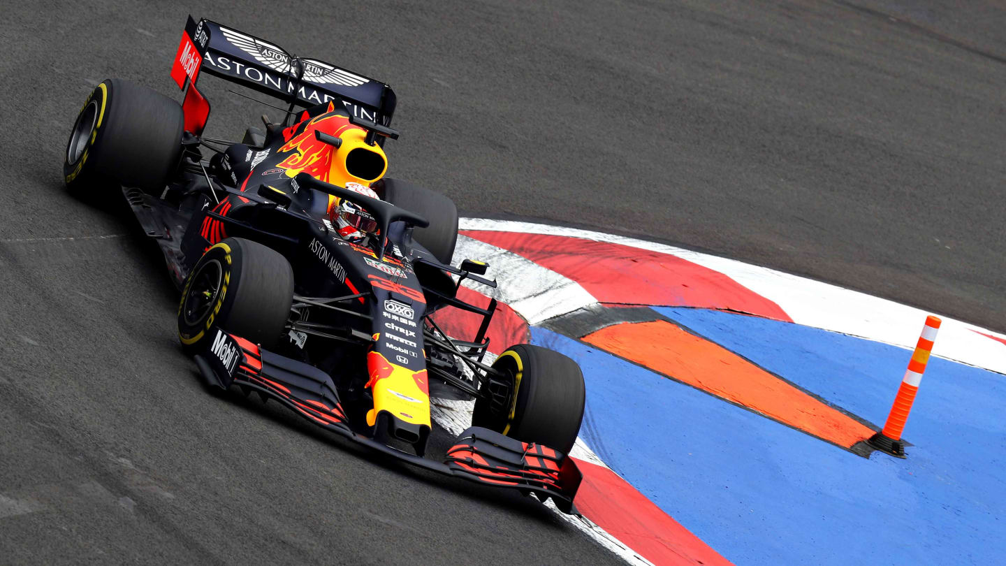 MEXICO CITY, MEXICO - OCTOBER 25: Max Verstappen of the Netherlands driving the (33) Aston Martin Red Bull Racing RB15 on track during practice for the F1 Grand Prix of Mexico at Autodromo Hermanos Rodriguez on October 25, 2019 in Mexico City, Mexico. (Photo by Mark Thompson/Getty Images)