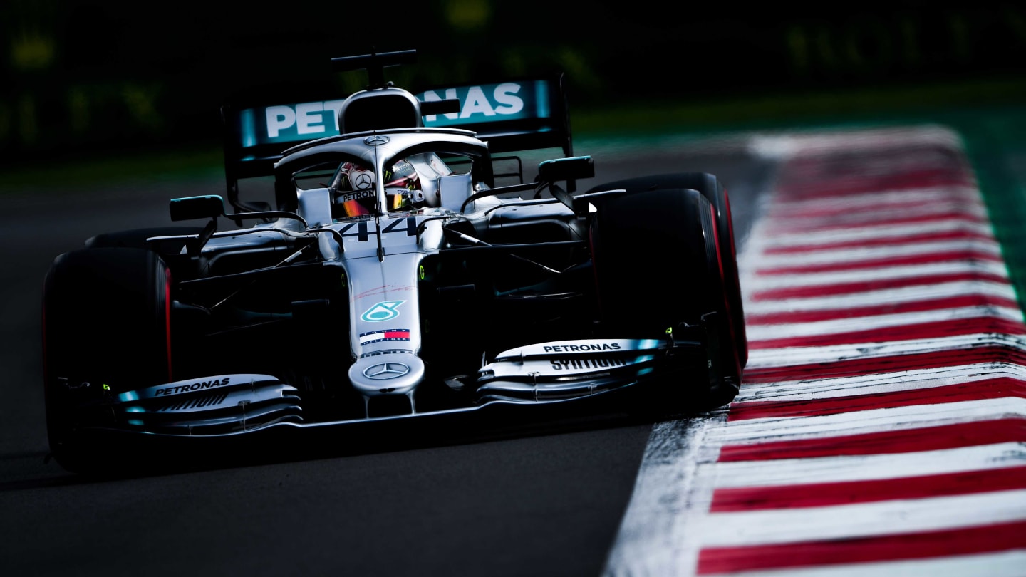 MEXICO CITY, MEXICO - OCTOBER 26: Lewis Hamilton of Great Britain driving the (44) Mercedes AMG