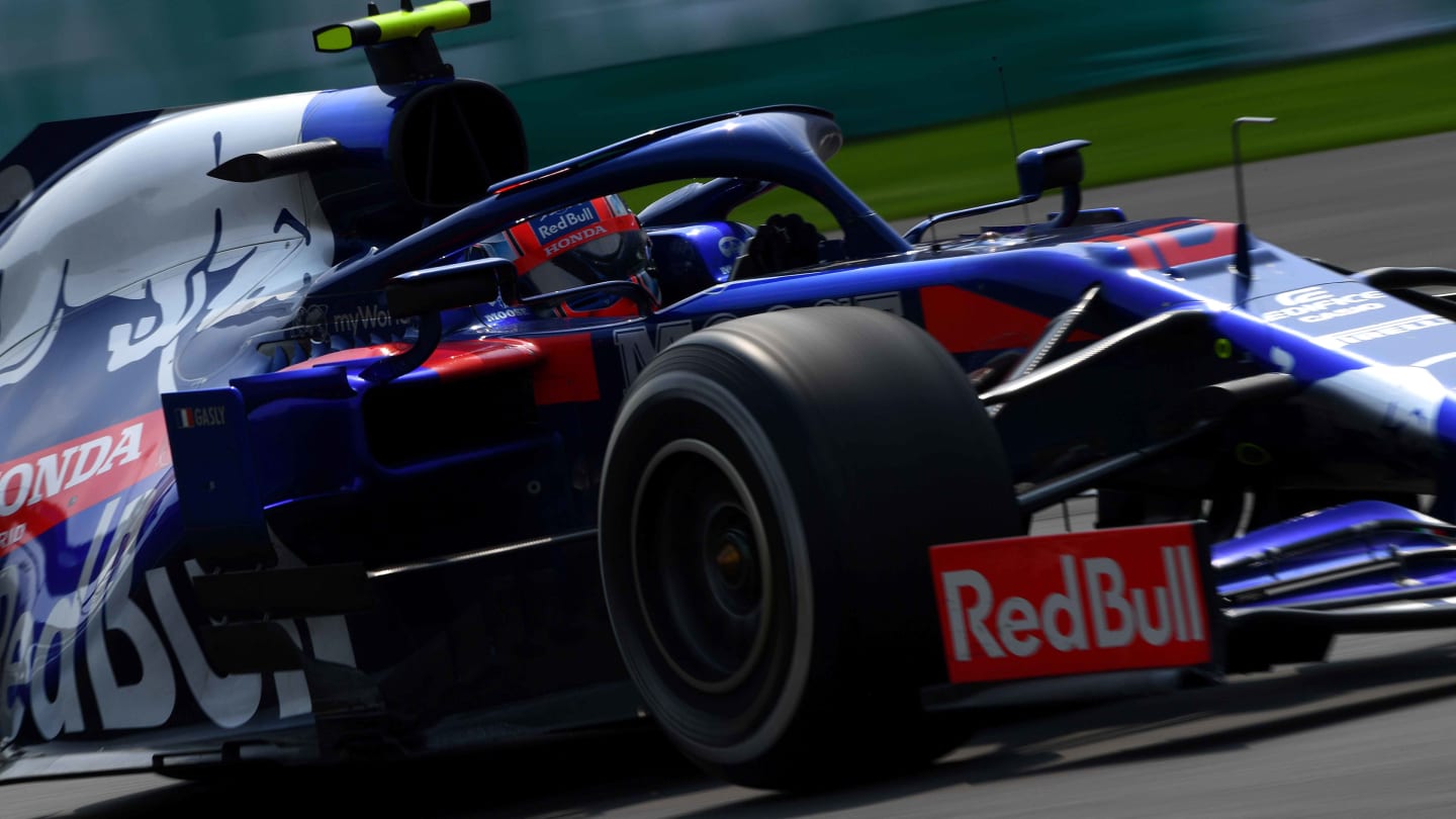 MEXICO CITY, MEXICO - OCTOBER 27: Pierre Gasly of France driving the (10) Scuderia Toro Rosso STR14 Honda on track during the F1 Grand Prix of Mexico at Autodromo Hermanos Rodriguez on October 27, 2019 in Mexico City, Mexico. (Photo by Clive Mason/Getty Images)