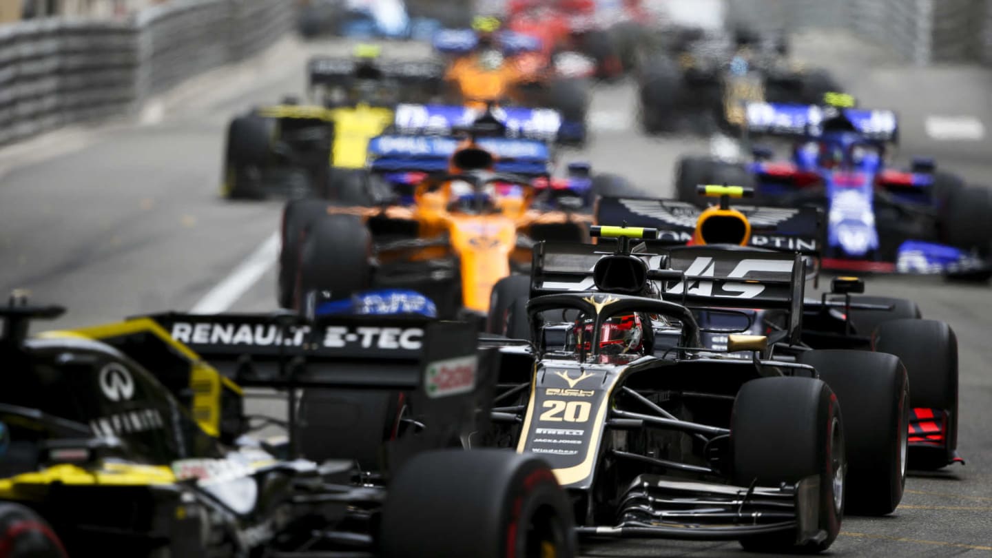 MONTE CARLO, MONACO - MAY 26: Kevin Magnussen, Haas VF-19 at the start of the race during the