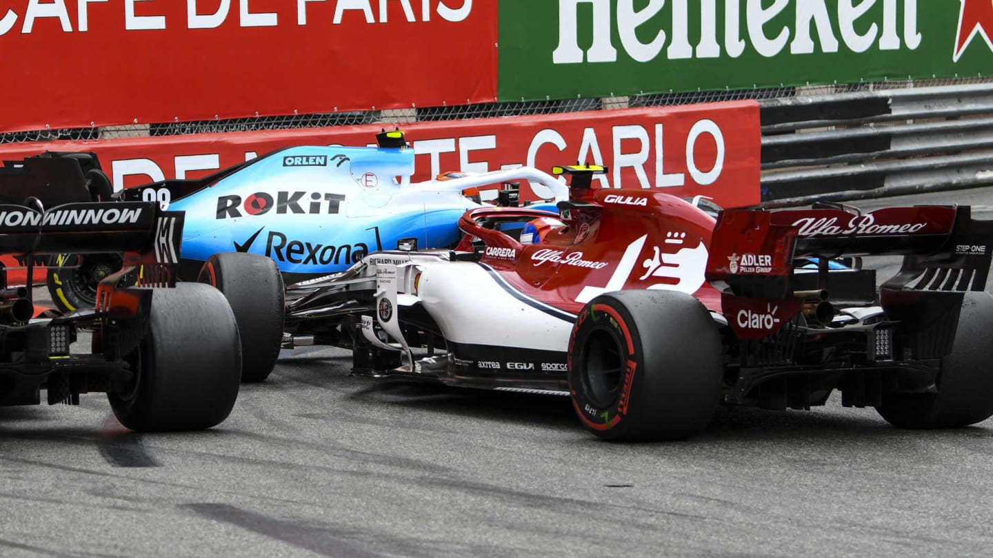 MONTE CARLO, MONACO - MAY 26: Robert Kubica, Williams FW42, spins after contact and blocks the track ahead of Antonio Giovinazzi, Alfa Romeo Racing C38, and Charles Leclerc, Ferrari SF90 during the Monaco GP at Monte Carlo on May 26, 2019 in Monte Carlo, Monaco. (Photo by Jerry Andre / Sutton Images)
