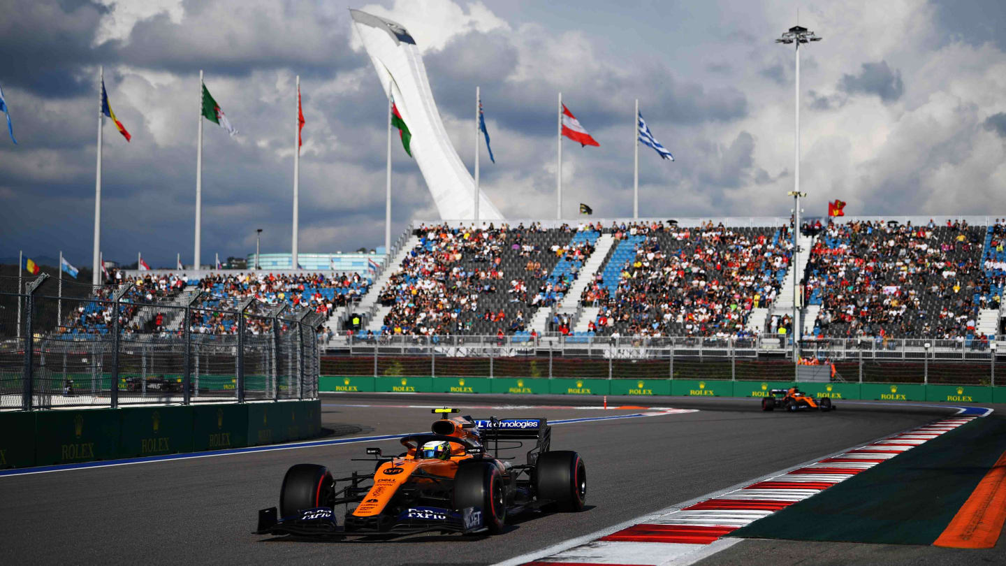 SOCHI, RUSSIA - SEPTEMBER 28: Lando Norris of Great Britain driving the (4) McLaren F1 Team MCL34 Renault on track during qualifying for the F1 Grand Prix of Russia at Sochi Autodrom on September 28, 2019 in Sochi, Russia. (Photo by Clive Mason/Getty Images)