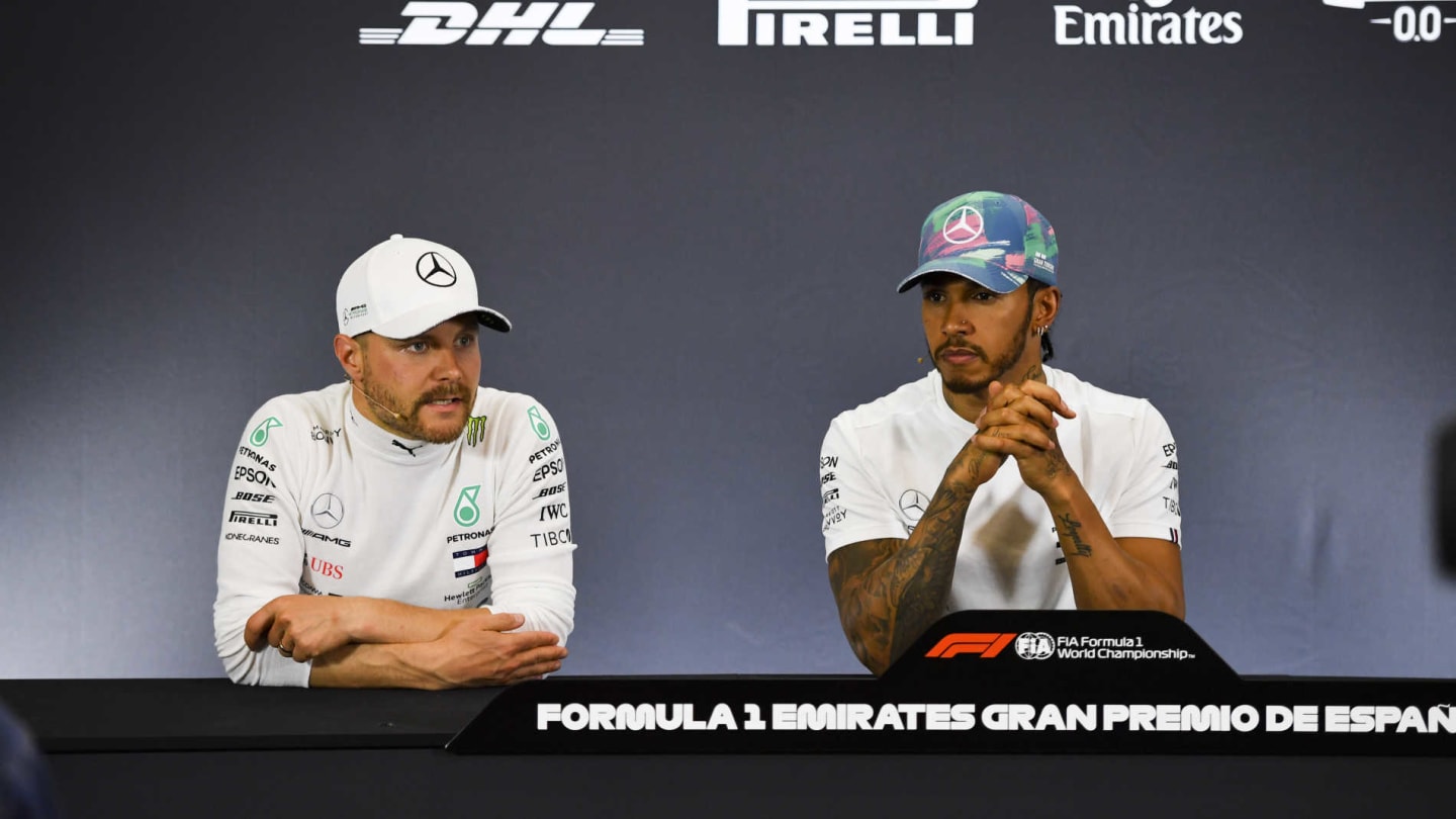CIRCUIT DE BARCELONA-CATALUNYA, SPAIN - MAY 12: Valtteri Bottas, Mercedes AMG F1, 2nd position, and Lewis Hamilton, Mercedes AMG F1, 1st position, in the Press Conference during the Spanish GP at Circuit de Barcelona-Catalunya on May 12, 2019 in Circuit de Barcelona-Catalunya, Spain. (Photo by Simon Galloway / Sutton Images)