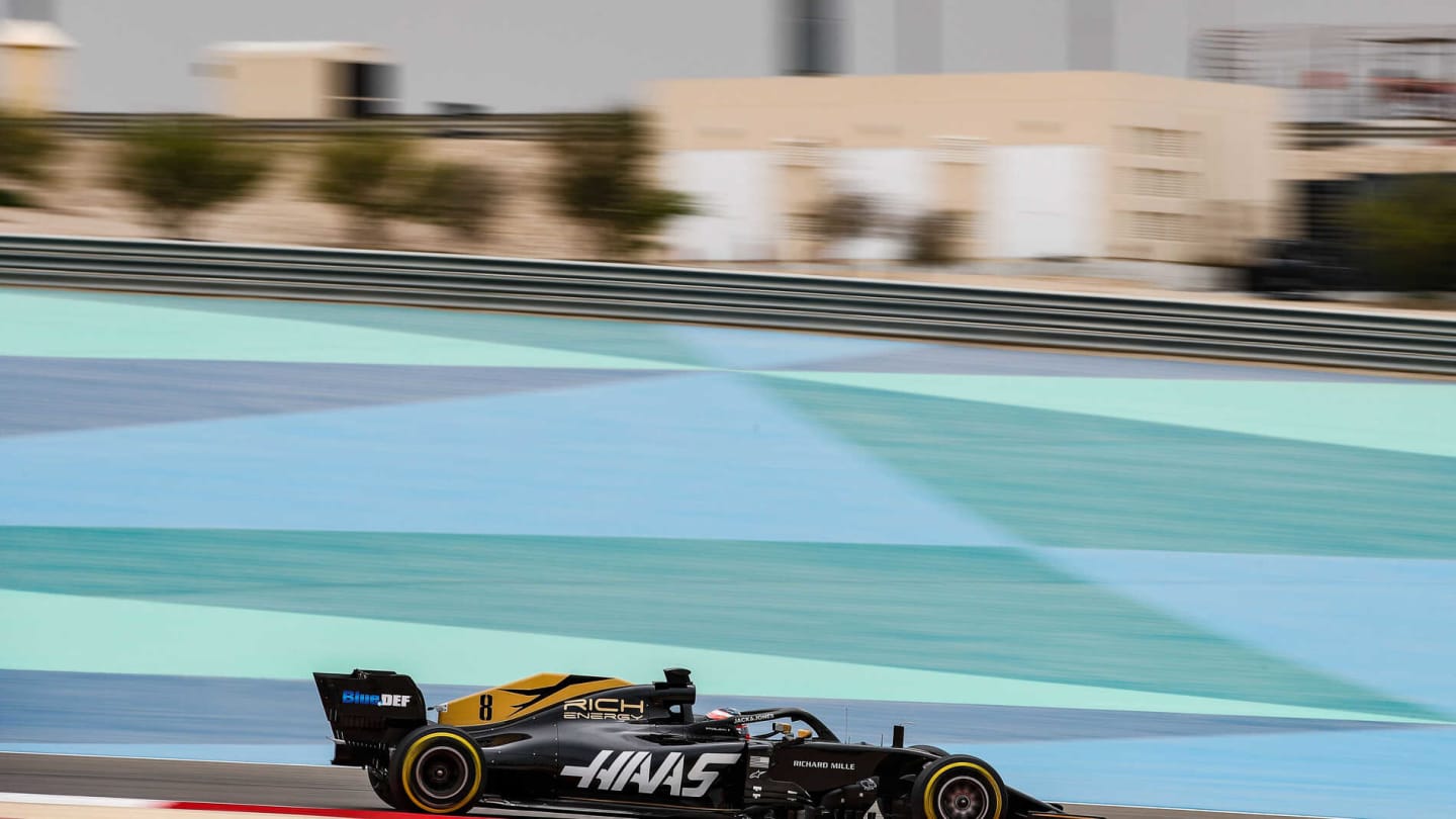 BAHRAIN INTERNATIONAL CIRCUIT, BAHRAIN - APRIL 02: Romain Grosjean, Haas VF-19 during the Bahrain April testing at Bahrain International Circuit on April 02, 2019 in Bahrain International Circuit, Bahrain. (Photo by Joe Portlock / LAT Images)