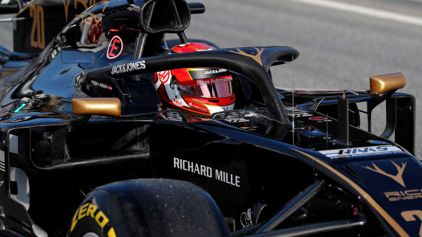 CIRCUIT DE BARCELONA-CATALUNYA, SPAIN - FEBRUARY 19: Kevin Magnussen, Haas F1 Team VF-19 during the