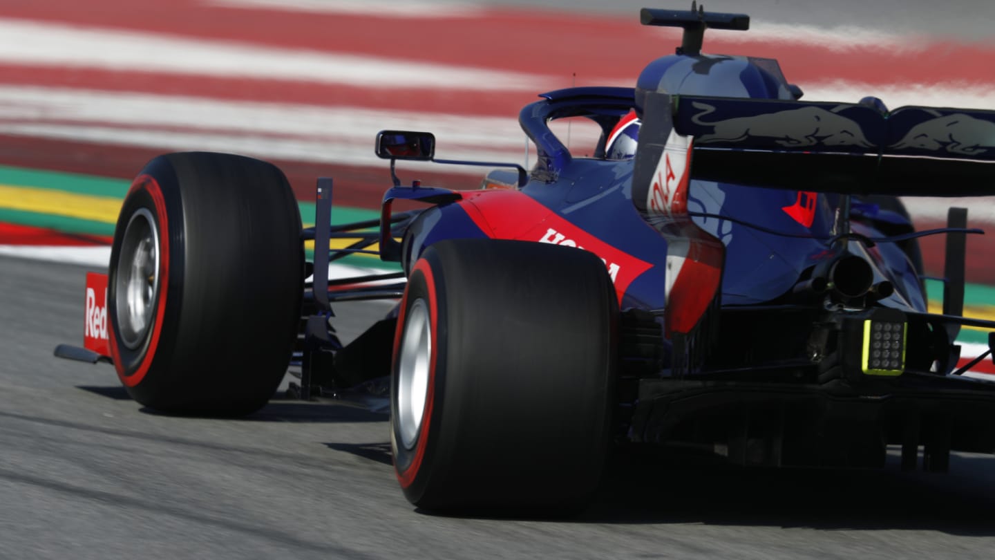 CIRCUIT DE BARCELONA-CATALUNYA, SPAIN - MARCH 01: Daniil Kvyat, Scuderia Toro Rosso STR14 during