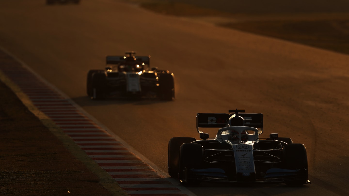 CIRCUIT DE BARCELONA-CATALUNYA, SPAIN - FEBRUARY 26: George Russell, Williams FW42 during the Barcelona February testing II at Circuit de Barcelona-Catalunya on February 26, 2019 in Circuit de Barcelona-Catalunya, Spain. (Photo by Zak Mauger / LAT Images)