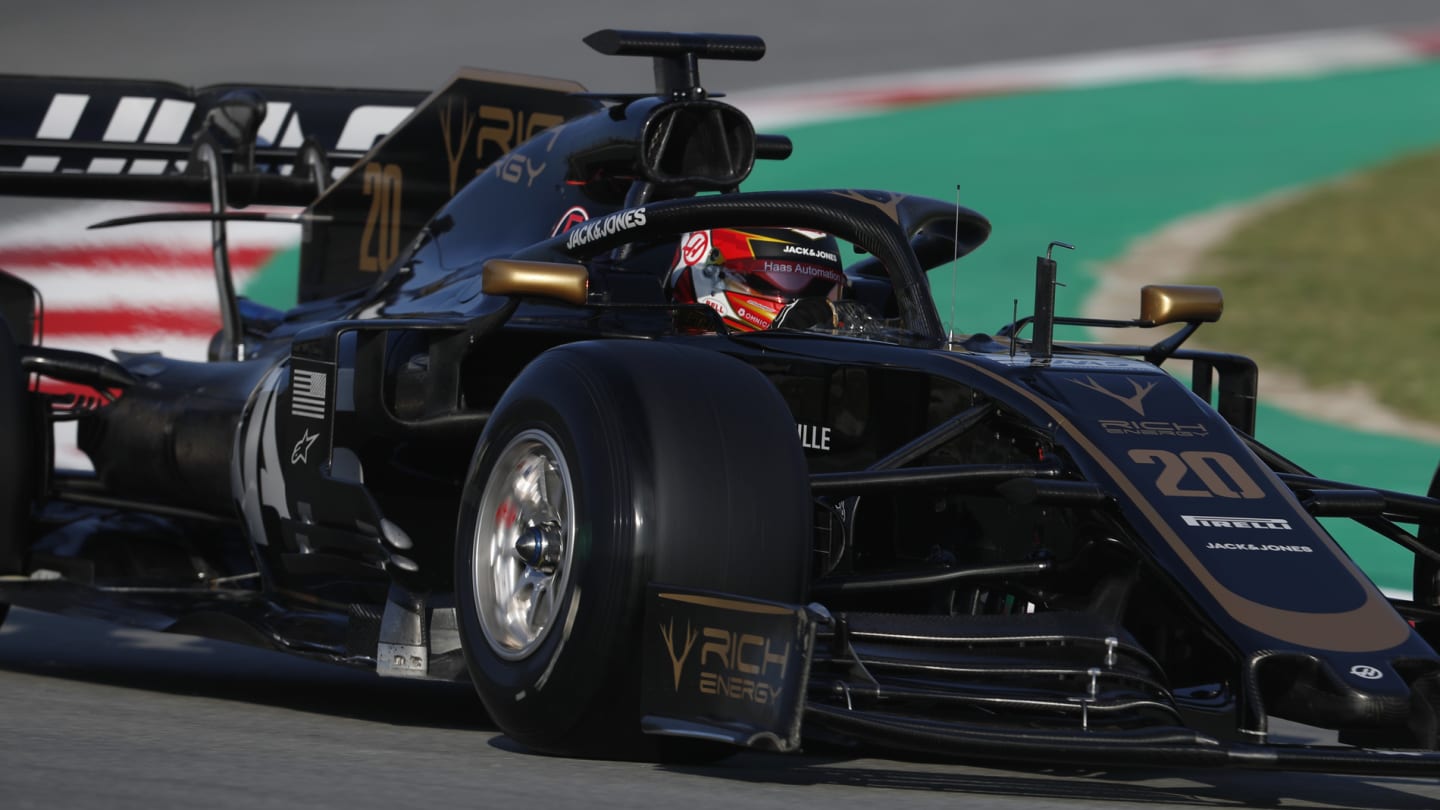 CIRCUIT DE BARCELONA-CATALUNYA, SPAIN - FEBRUARY 28: Kevin Magnussen, Haas F1 Team VF-19 during the