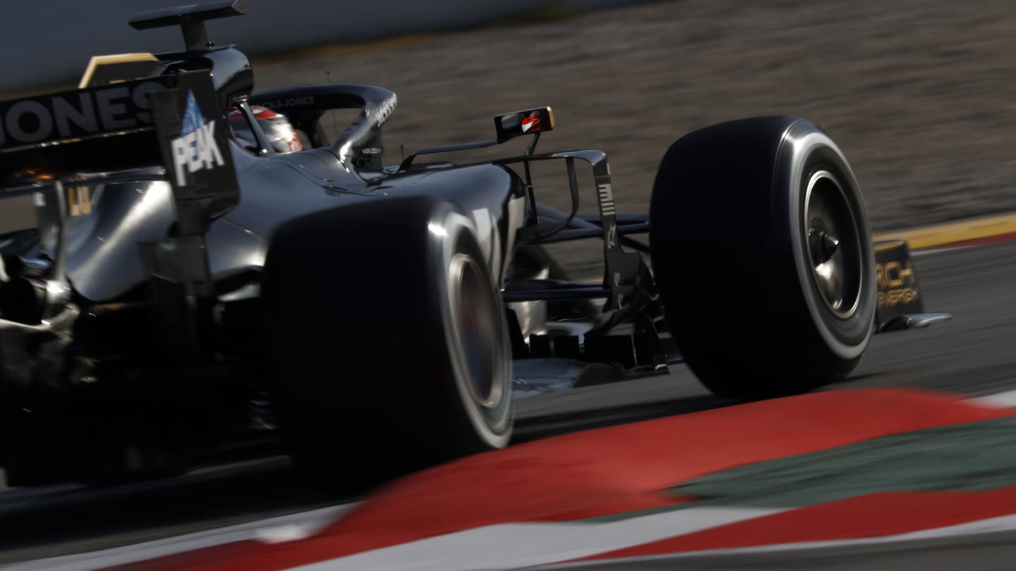 CIRCUIT DE BARCELONA-CATALUNYA, SPAIN - FEBRUARY 28: Kevin Magnussen, Haas F1 Team VF-19 during the