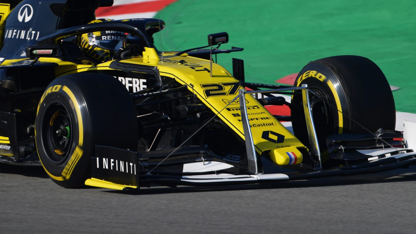 CIRCUIT DE BARCELONA-CATALUNYA, SPAIN - FEBRUARY 27: Nico Hulkenberg, Renault F1 Team R.S. 19 with front wing device during the Barcelona February testing II at Circuit de Barcelona-Catalunya on February 27, 2019 in Circuit de Barcelona-Catalunya, Spain. (Photo by Jerry Andre / Sutton Images)