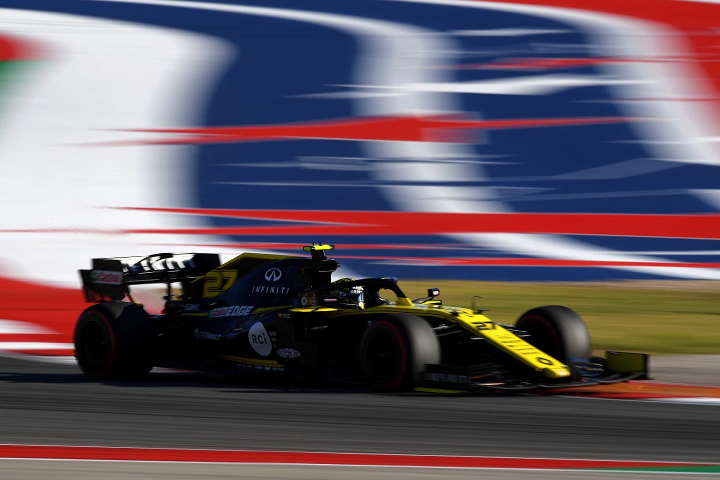 AUSTIN, TEXAS - NOVEMBER 02: Nico Hulkenberg of Germany driving the (27) Renault Sport Formula One Team RS19 on track during qualifying for the F1 Grand Prix of USA at Circuit of The Americas on November 02, 2019 in Austin, Texas. (Photo by Clive Mason/Getty Images)