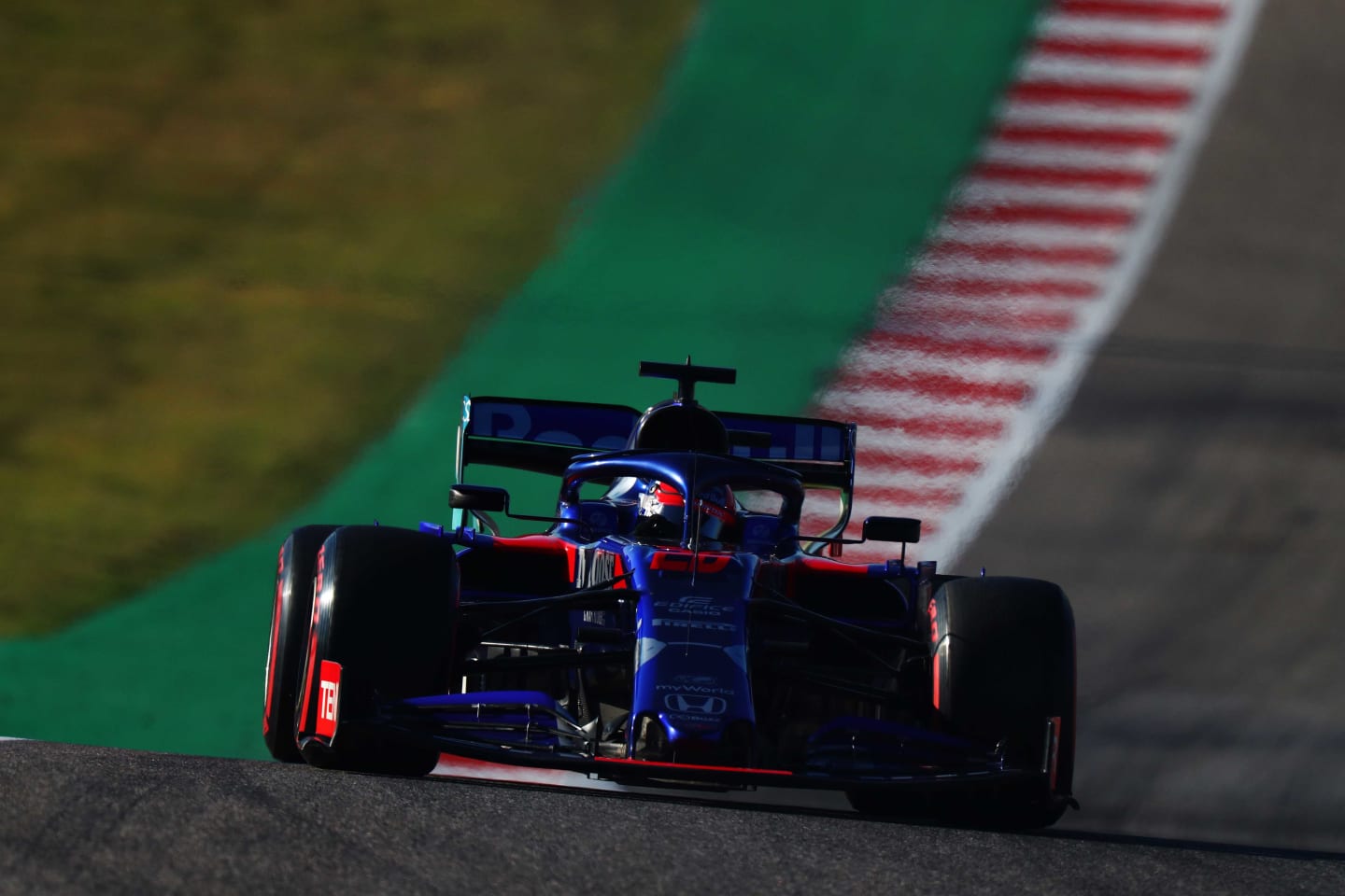 AUSTIN, TEXAS - NOVEMBER 02: Daniil Kvyat driving the (26) Scuderia Toro Rosso STR14 Honda on track during qualifying for the F1 Grand Prix of USA at Circuit of The Americas on November 02, 2019 in Austin, Texas. (Photo by Dan Istitene/Getty Images)