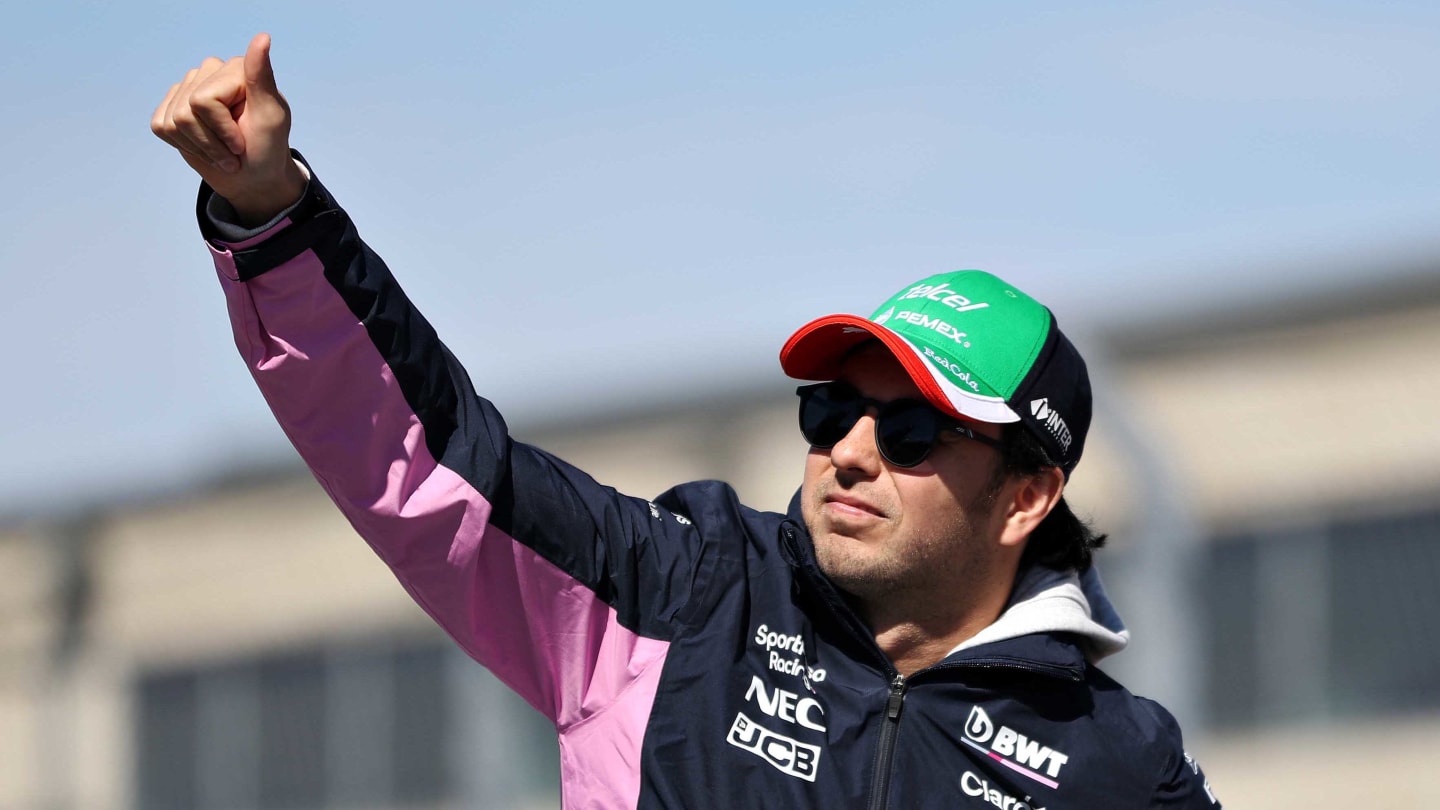 AUSTIN, TEXAS - NOVEMBER 03: Sergio Perez of Mexico and Racing Point waves to the crowd on the