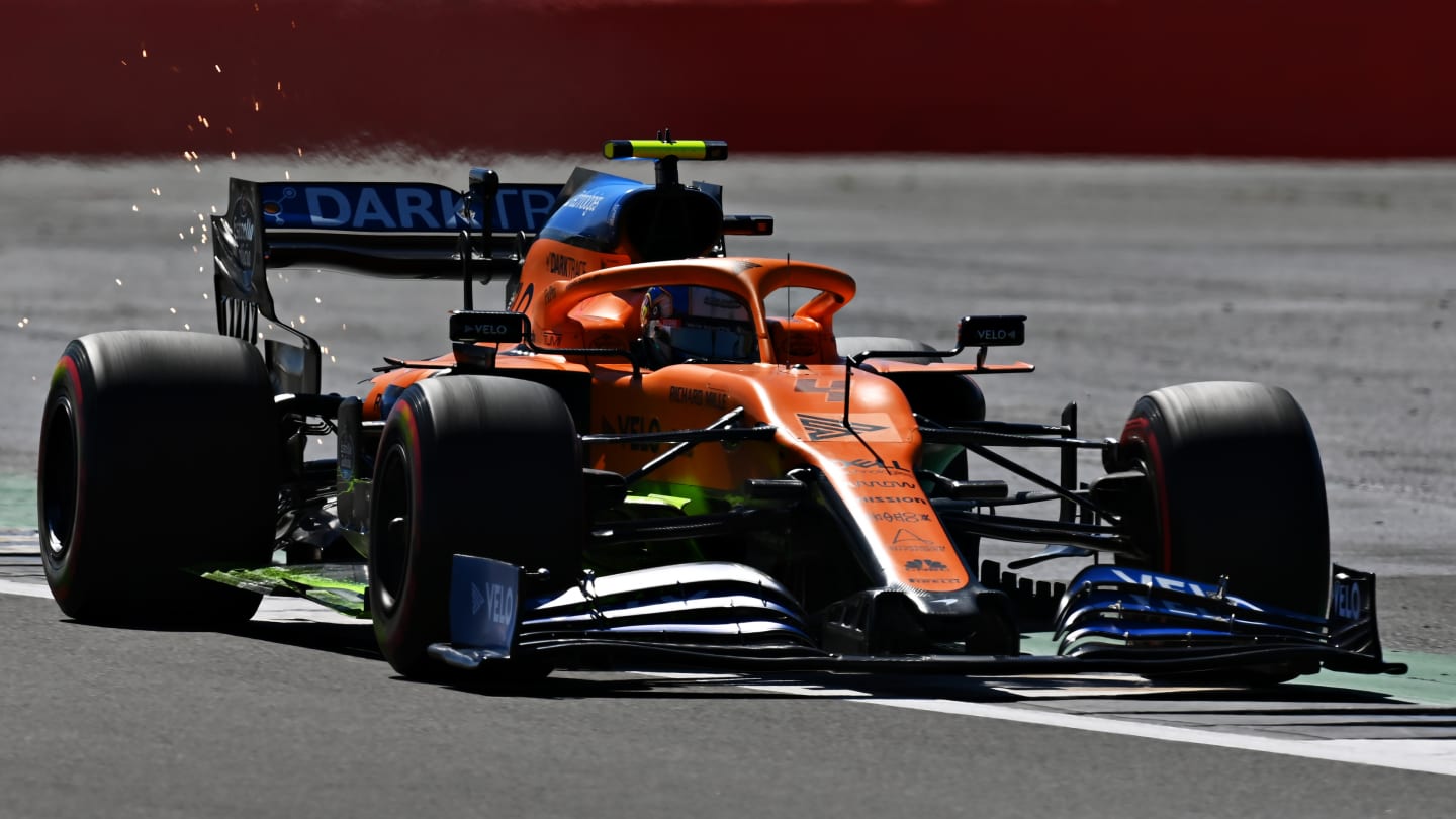NORTHAMPTON, ENGLAND - AUGUST 07: Lando Norris of Great Britain driving the (4) McLaren F1 Team MCL35 Renault during practice for the F1 70th Anniversary Grand Prix at Silverstone on August 07, 2020 in Northampton, England. (Photo by Clive Mason - Formula 1/Formula 1 via Getty Images)