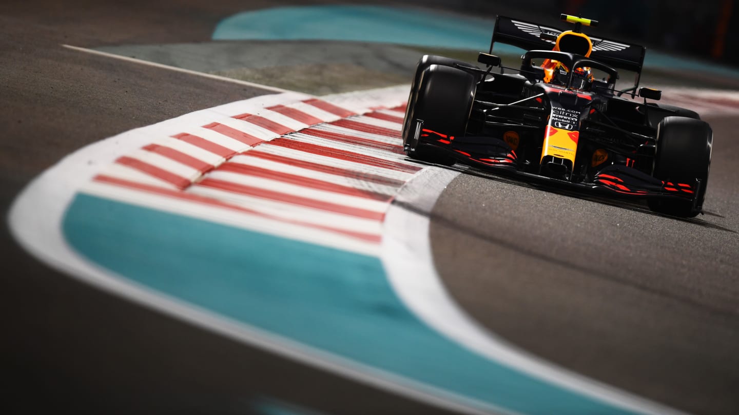 ABU DHABI, UNITED ARAB EMIRATES - DECEMBER 13: Alexander Albon of Thailand driving the (23) Aston Martin Red Bull Racing RB16 during the F1 Grand Prix of Abu Dhabi at Yas Marina Circuit on December 13, 2020 in Abu Dhabi, United Arab Emirates. (Photo by Clive Mason - Formula 1/Formula 1 via Getty Images)