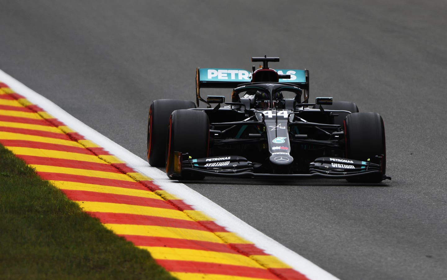 SPA, BELGIUM - AUGUST 28: Lewis Hamilton of Great Britain driving the (44) Mercedes AMG Petronas F1 Team Mercedes W11 drives during practice for the F1 Grand Prix of Belgium at Circuit de Spa-Francorchamps on August 28, 2020 in Spa, Belgium. (Photo by Rudy Carezzevoli/Getty Images)