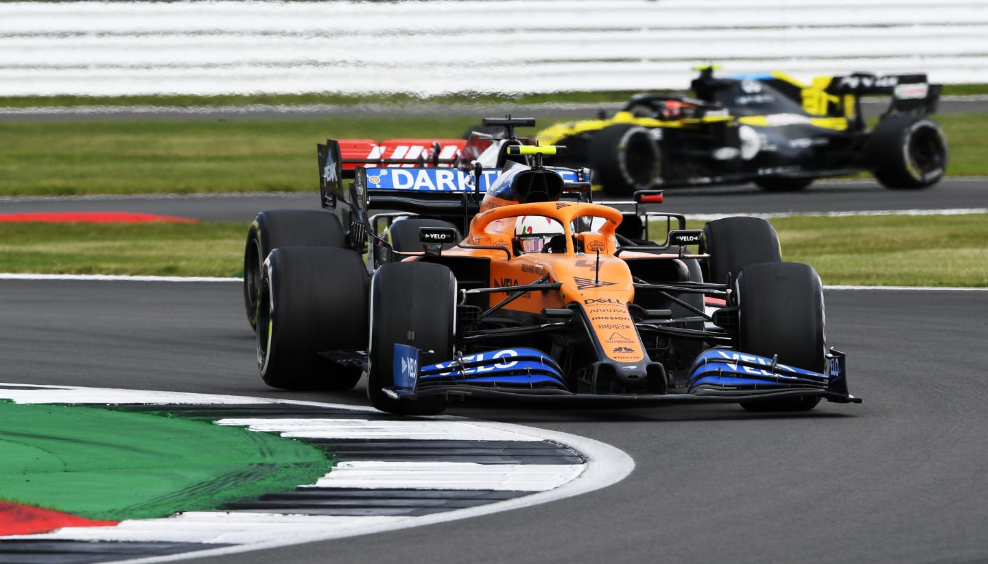 NORTHAMPTON, ENGLAND - AUGUST 02: Lando Norris of Great Britain driving the (4) McLaren F1 Team MCL35 Renault on track during the F1 Grand Prix of Great Britain at Silverstone on August 02, 2020 in Northampton, England. (Photo by Rudy Carezzevoli/Getty Images)