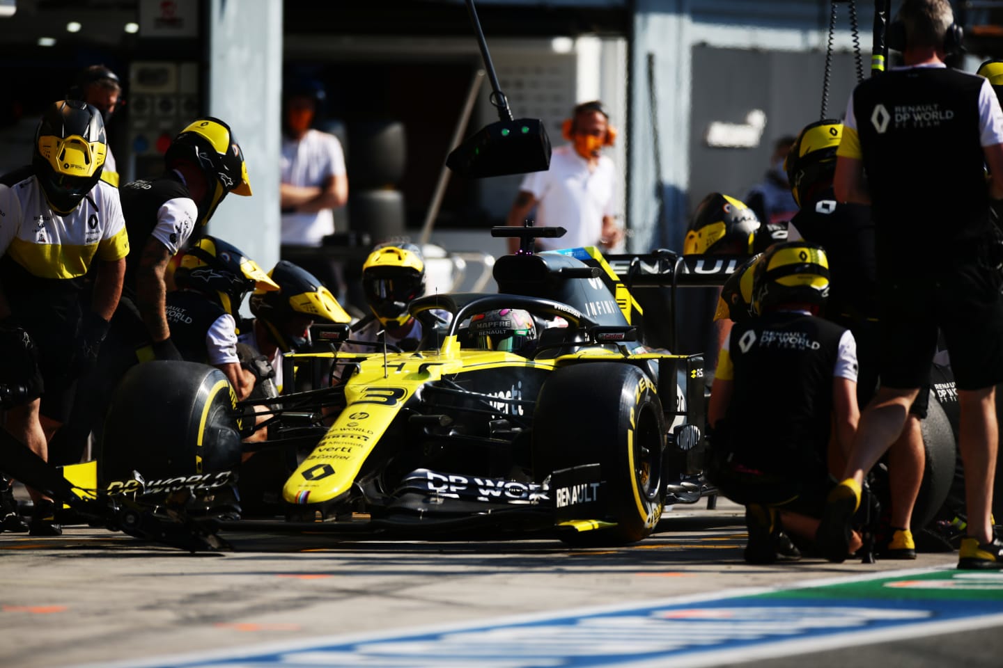 MONZA, ITALY - SEPTEMBER 04: Daniel Ricciardo of Australia driving the (3) Renault Sport Formula One Team RS20 stops in the Pitlane during practice for the F1 Grand Prix of Italy at Autodromo di Monza on September 04, 2020 in Monza, Italy. (Photo by Peter Fox/Getty Images)
