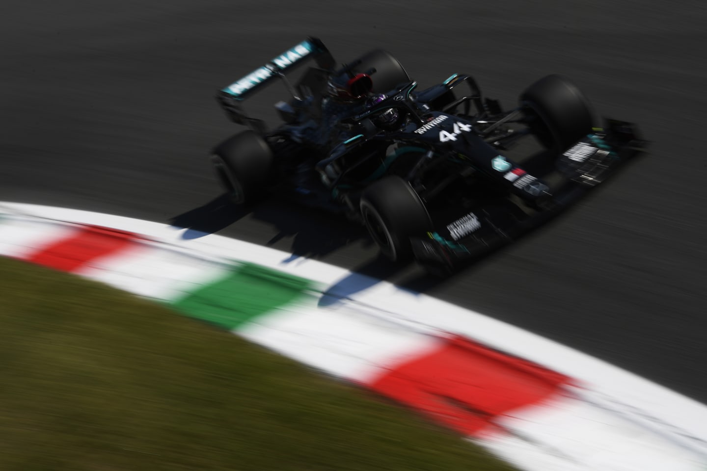 MONZA, ITALY - SEPTEMBER 04: Lewis Hamilton of Great Britain driving the (44) Mercedes AMG Petronas