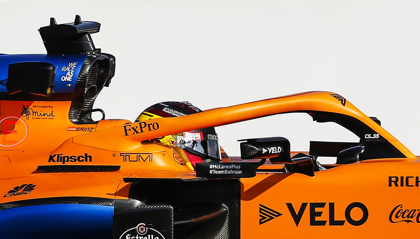 SOCHI, RUSSIA - SEPTEMBER 25: Carlos Sainz of Spain driving the (55) McLaren F1 Team MCL35 Renault