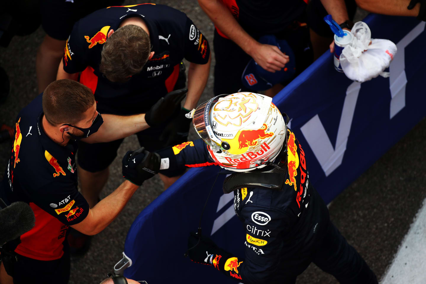 SOCHI, RUSSIA - SEPTEMBER 26: Second placed qualifier Max Verstappen of Netherlands and Red Bull Racing celebrates with teammates in parc ferme during qualifying ahead of the F1 Grand Prix of Russia at Sochi Autodrom on September 26, 2020 in Sochi, Russia. (Photo by Bryn Lennon/Getty Images)