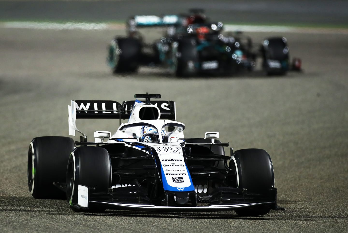 BAHRAIN, BAHRAIN - DECEMBER 06: Jack Aitken of Great Britain driving the Williams Racing FW43